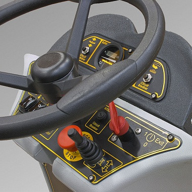 Поломоечная машина LAVOR Professional (ЛАВОР ПРО) Comfort S-R 90