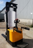 Самоходный штабелер QDA1545