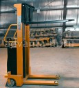 Электрический штабелер 1тн/ 3м CTD1030